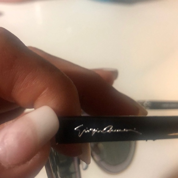 Giorgio Armani Sunglasses - Picture 5 of 7